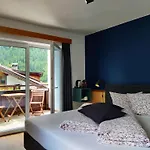 Enzian Apartman *